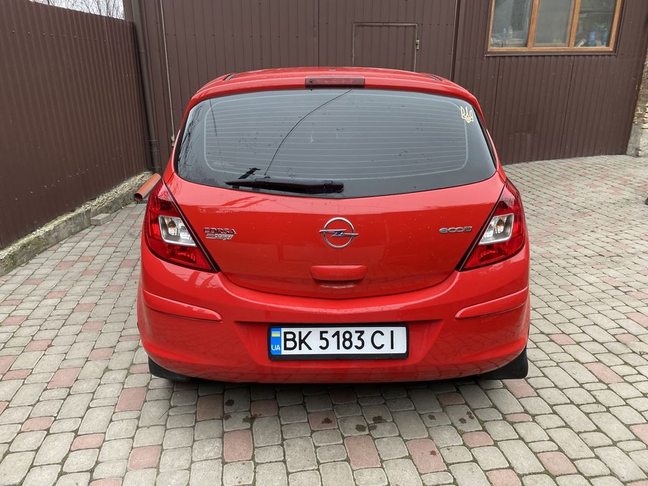 Opel corsa D  corsa d стан ідеальний нефарбована компактне авто