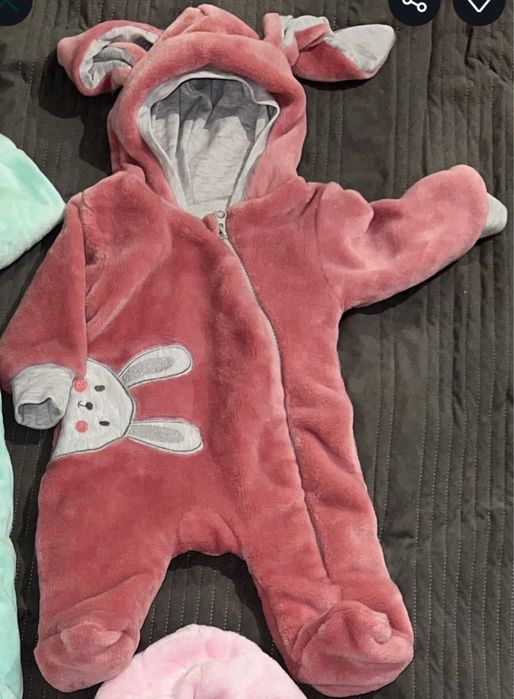 Дитячий теплий костюм.