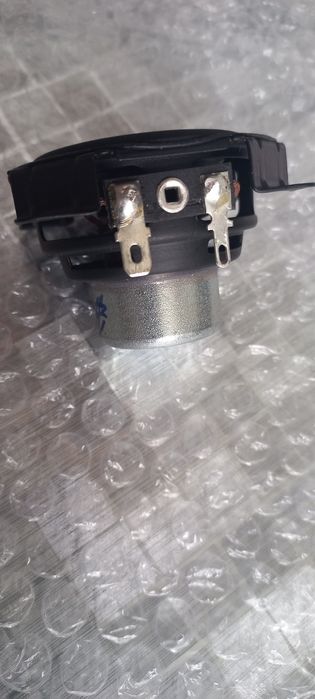 Sony XB-30 динамік