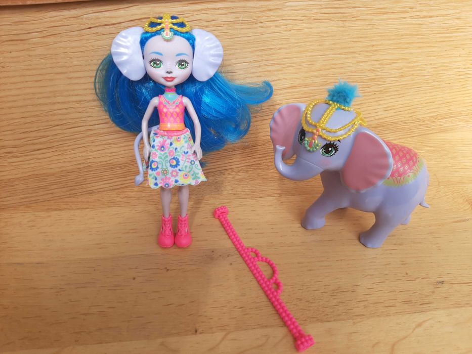 Enchantimals - lalka Ekaterina ze słoniem - zabawa!