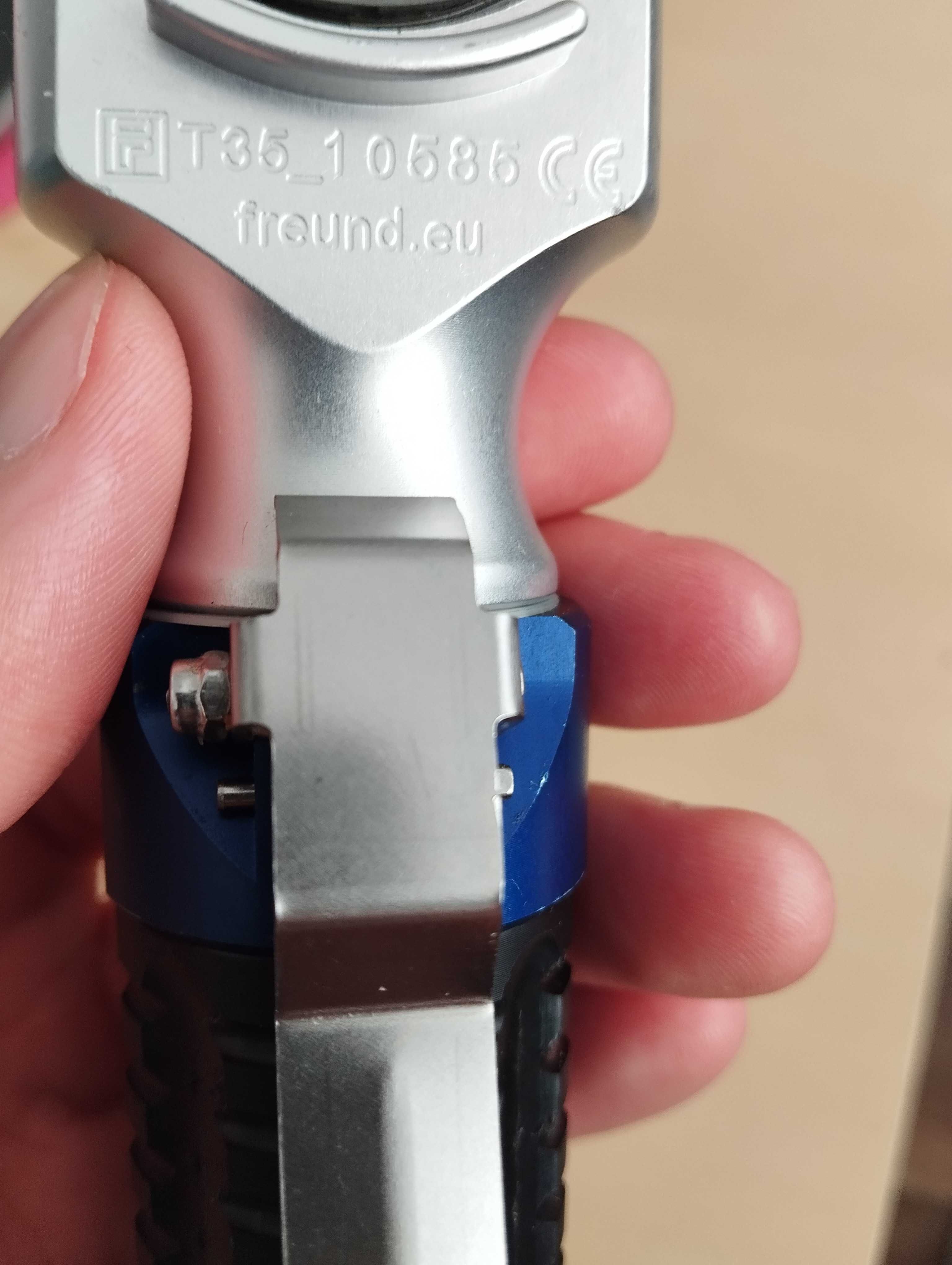 Nóż krążkowy / trymer FREUND F128