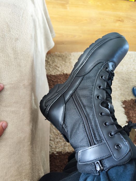 Coturno tático e cinto NOVOS