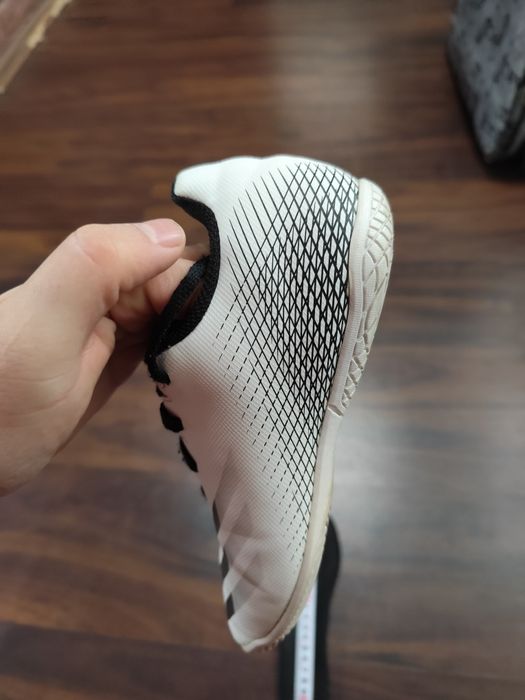 Buty piłkarskie na halę 34