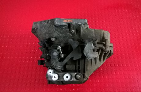 Caixa Velocidades  - 55582879 / F40 / 95518589  - OPEL INSIGNIA A