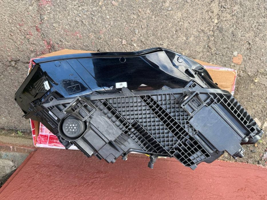 Фара Ліва Audi Q7 Matrix Америка 2020-2024 USA