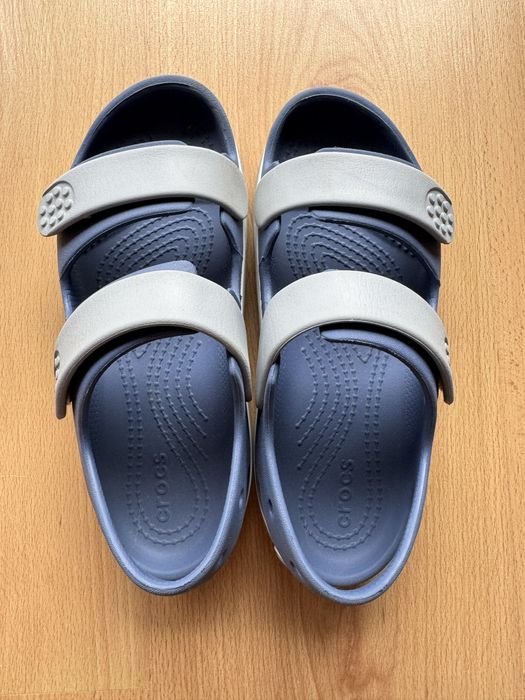 Sandały Crocs J3 roz. 34-35