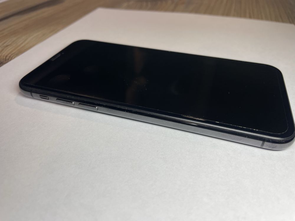 iPhone XS 64GB czarny stan bdb bateria 78%