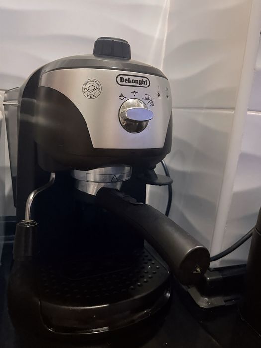 Maquina de cafe DELONGHI