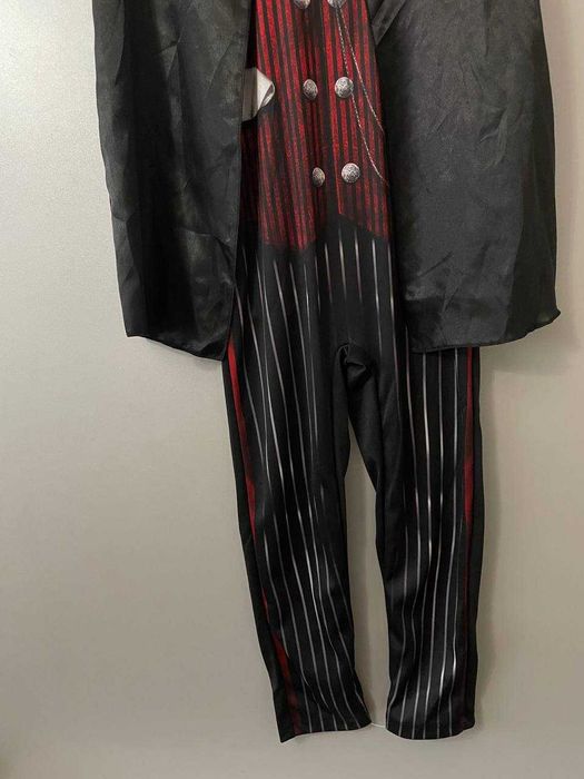 Карнавальний костюм Дракули 104 см 128 см новий