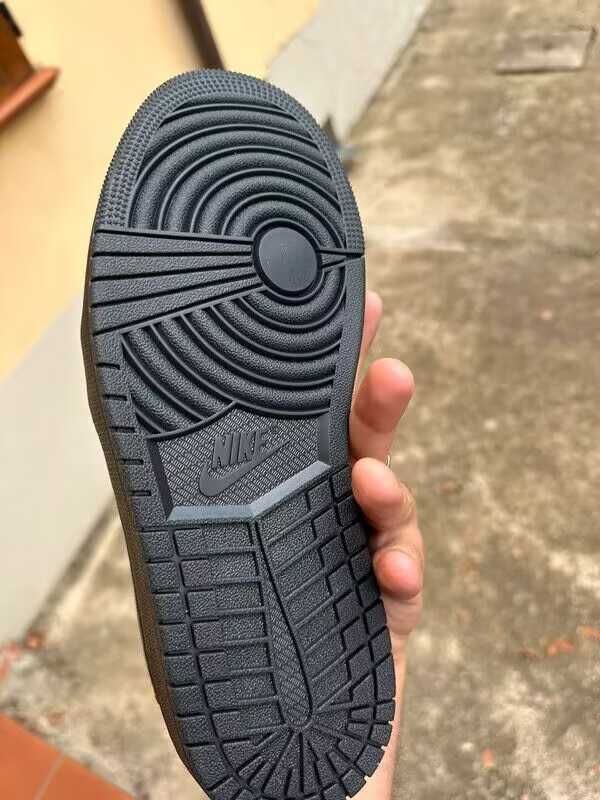 Jordan 1 Retro Low OG SP Travis Scott Black Phantom R.40