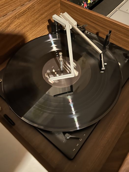 Gira discos pye Cambridge 1225