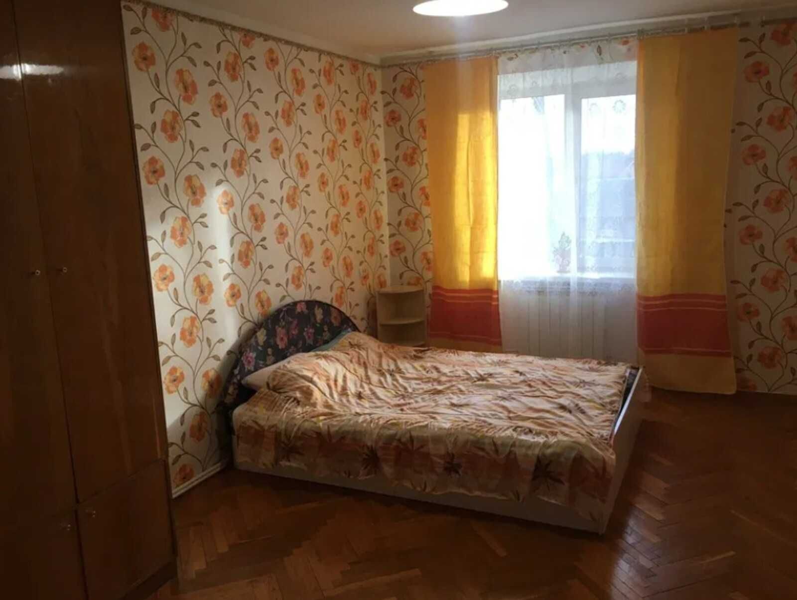 Здається 2-кімнатна квартира. Р-н Старе Місто