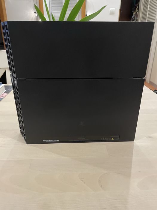 Konsola Playstation 4