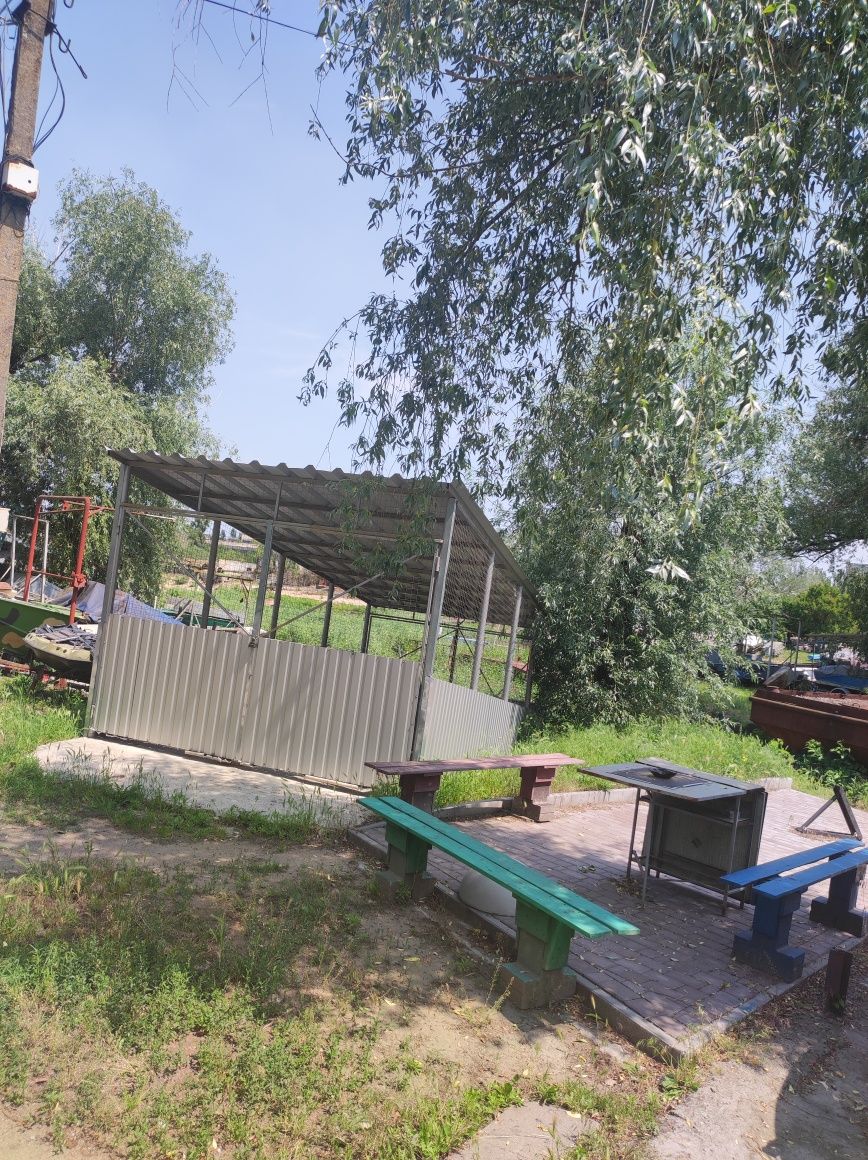 Причал, бокс , эллинг, беседка у воды