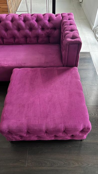 Pikowana Kanapa z Pufa