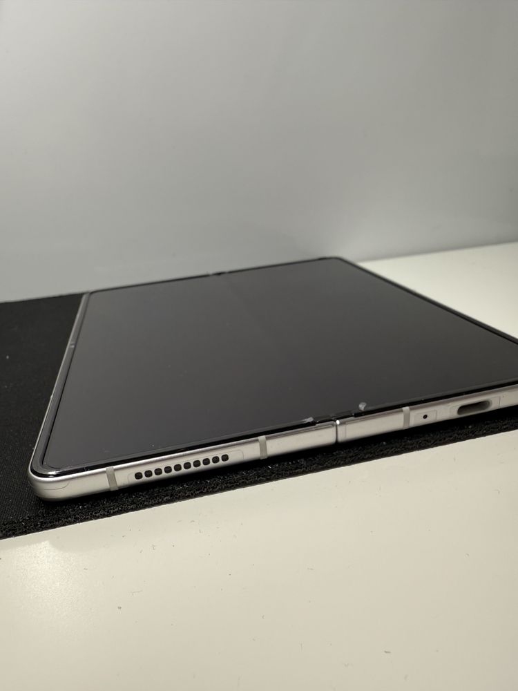 Samsung Galaxy Z Fold 3 5G 256GB Phantom Silver