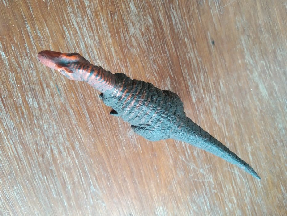 Collecta Tarbosaurus - aprefeiçoado com novo esquema de cores