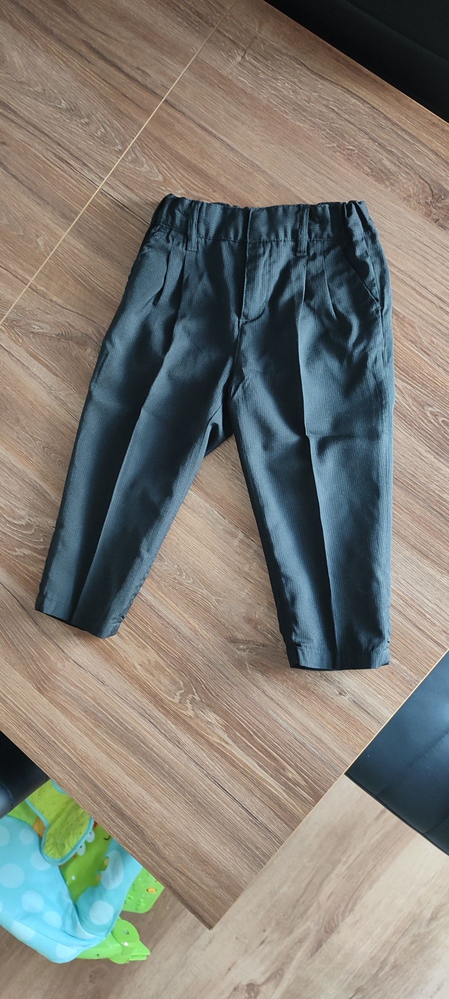 Spodnie spodenki garniturowe do garnituru chłopięce H&M rozmiar 80