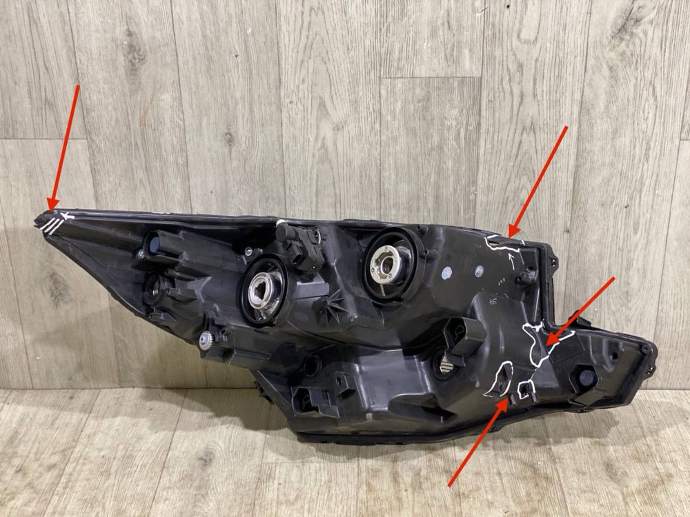 Фара передняя левая Toyota Aygo X ( 2022 2023 2024 г.)