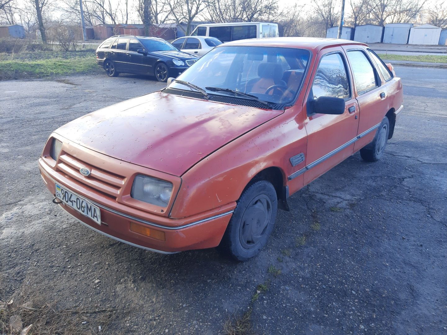 Ford Sierra 1.6 бензин