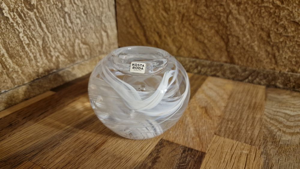 Świecznik KOSTA BODA Cool Moon.