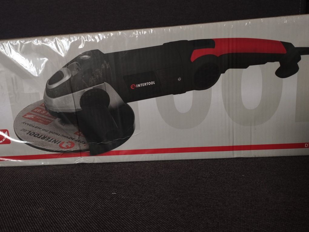 Шлифовальная угловая машина болгарка DT-0290 intertool 2000вт/6500 об.