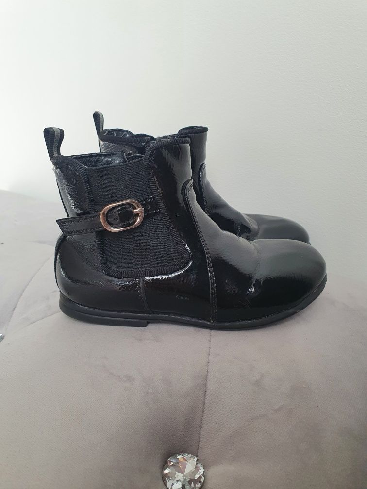 Czarne lakierowane botki reserved 26