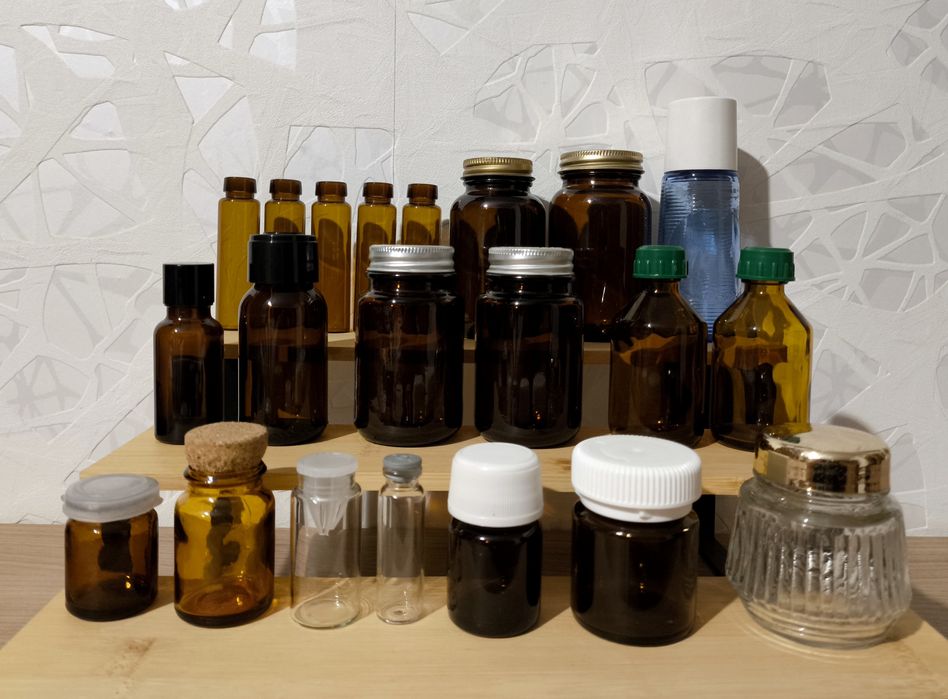 Скляні баночки, пляшечки, флакони, ємності, декор