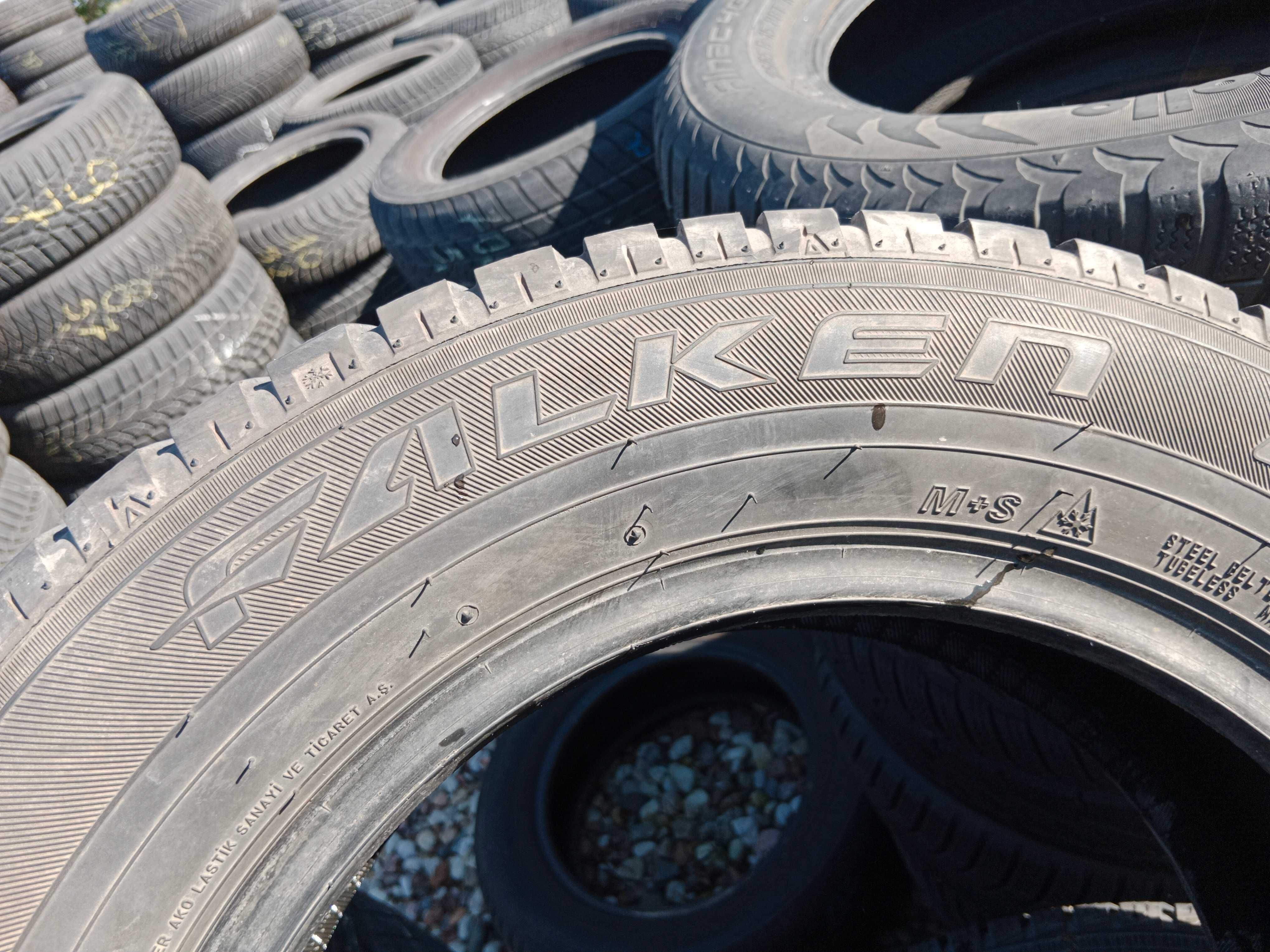 Opona używana 195/65R15 Falken HS449 Eurowinter 1szt.