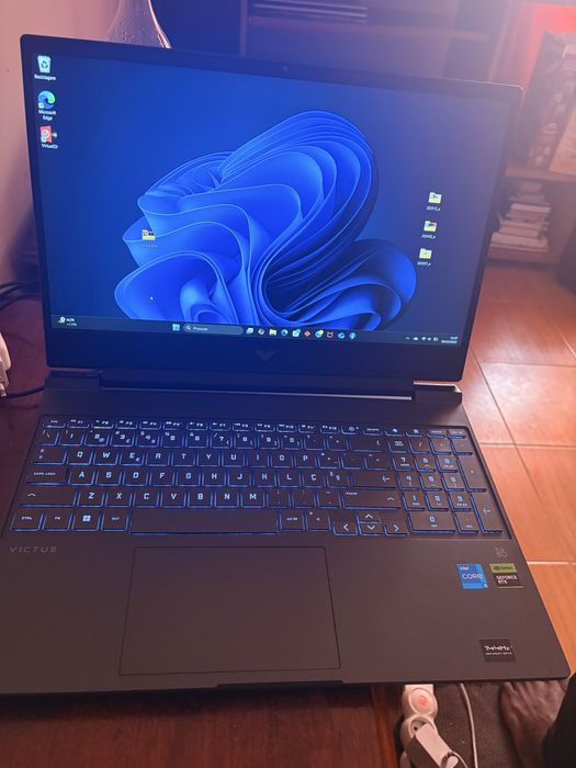 Computador game VICTUS  outra informações na imagem do PC