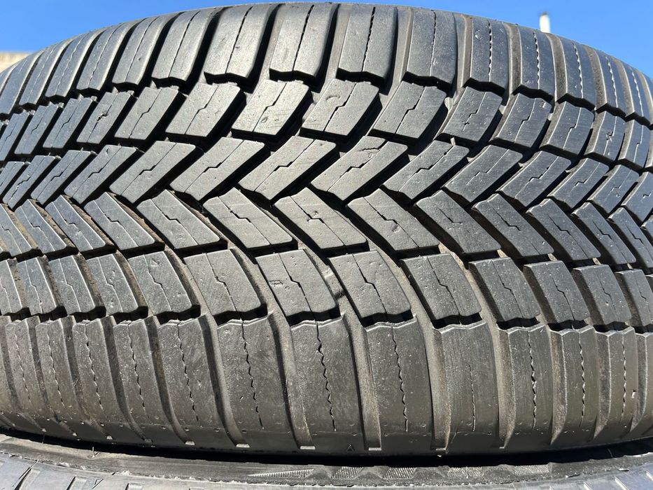 Шини 225/50 R18 Bridgestone WeatherControl резина бу всесезонна