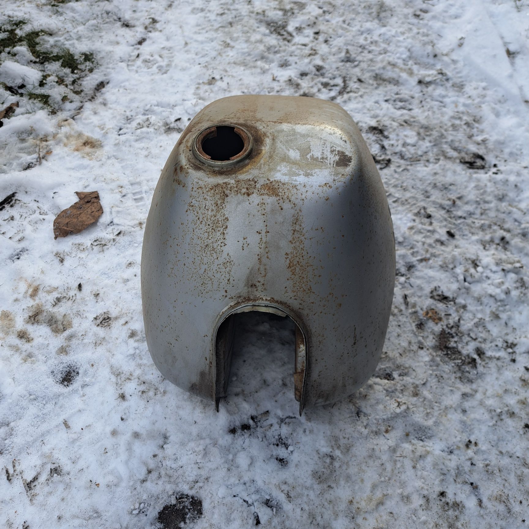 Komplet zbiornik bak boczki etz 251 DDR