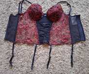 Gorset Cottelli Collection wraz z paskami do pończoch rozmiar EUR 80C