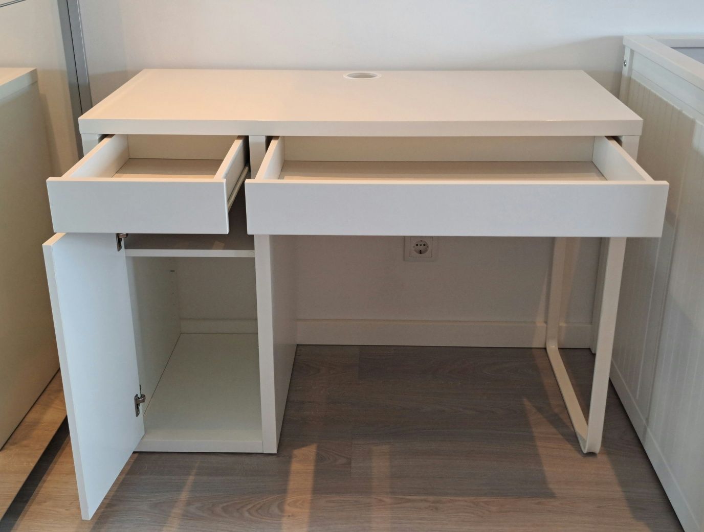 Secretária IKEA MICKE branca - excelente estado!
