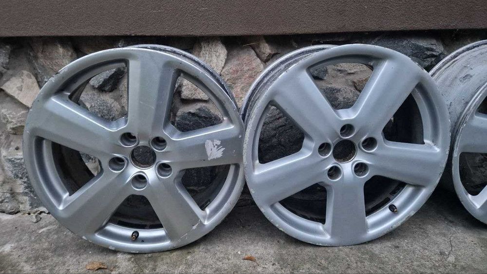 Диски Audi A3 8p Ronal 7,5J R18  ET54 5x112