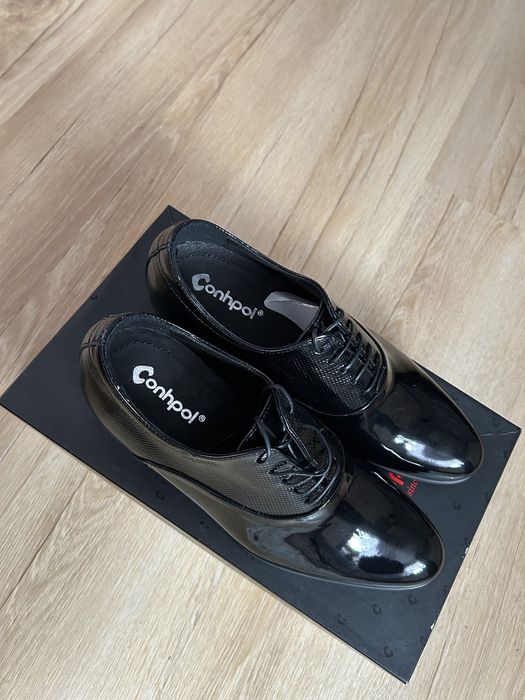 Nowe męskie buty 38 Cohnpol skóra lakierowana podwyższone 7 cm