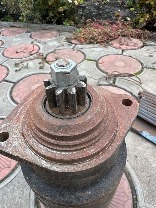 Стартер на двигун мерс комбайн