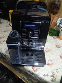 Stary Ekspres do kawy DeLonghi Ecam