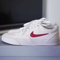 Buty NIKE SB Charge Canvas - białe - r. 38 - oryginalne