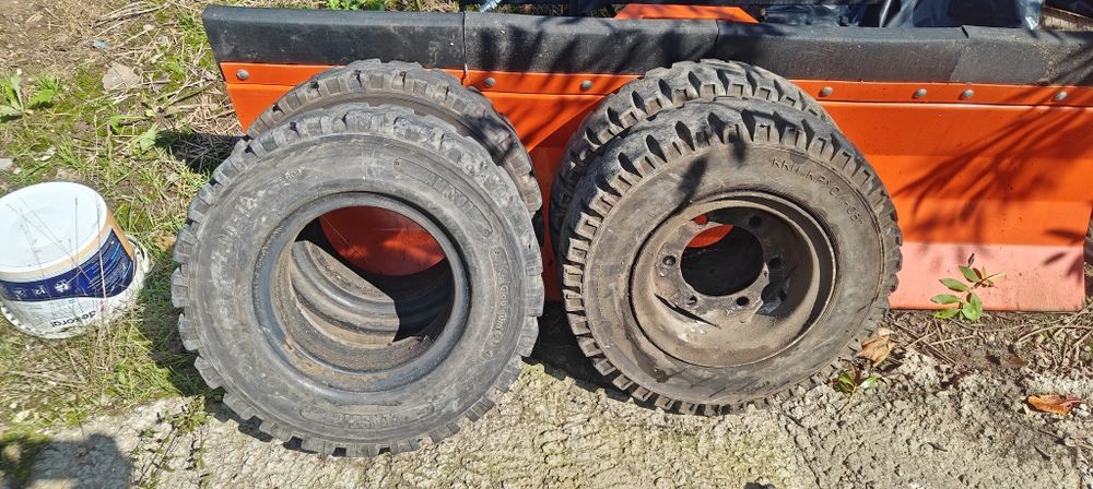 Opona opony koło 7.00-12 pełne wózek widłowy felgi koła Bułgar Linde