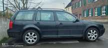 Автомобиль Volkswagen Golf IV