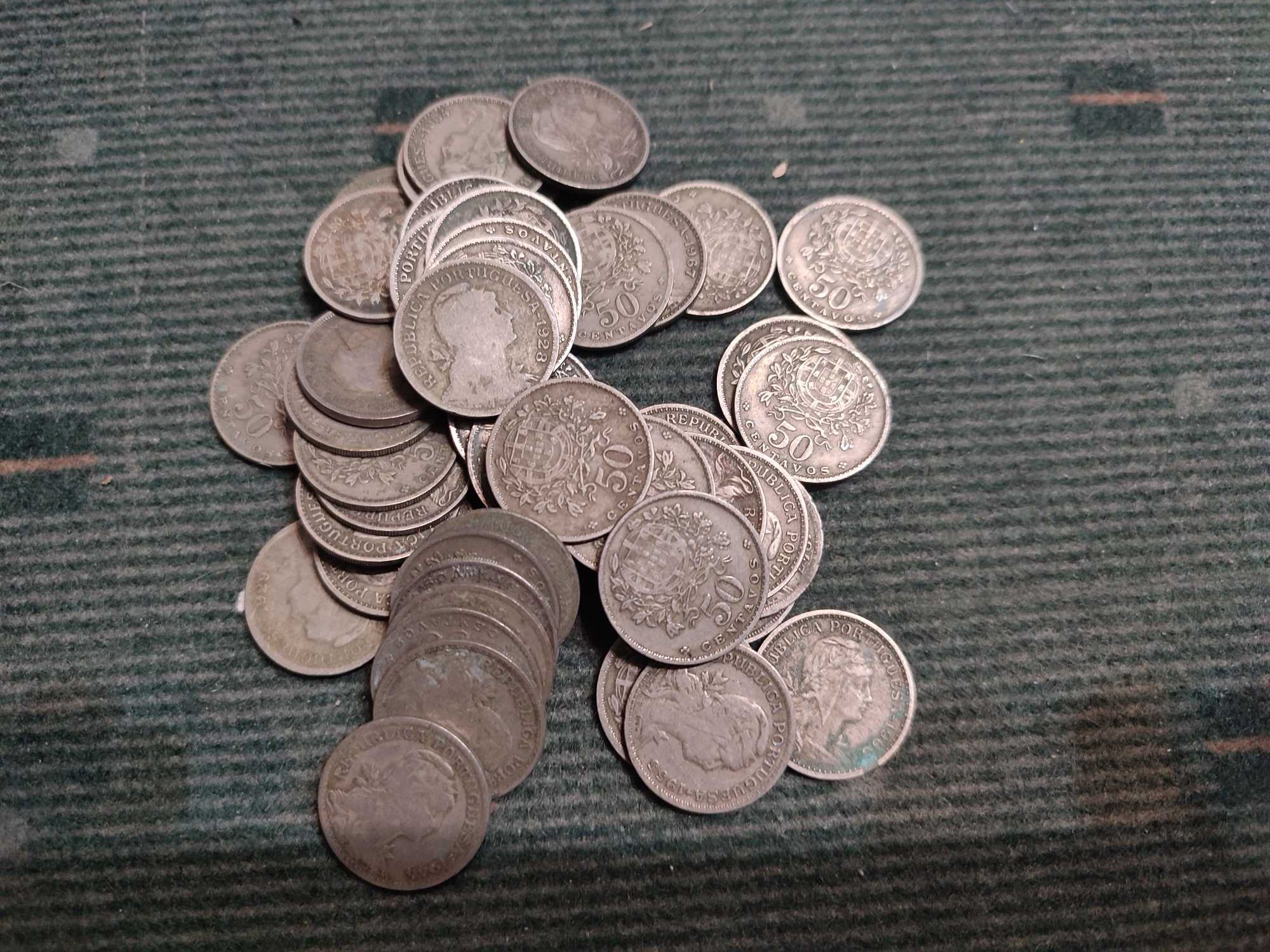 Lote 173 Moedas Alpaca 1 escudo e cinquenta centavos