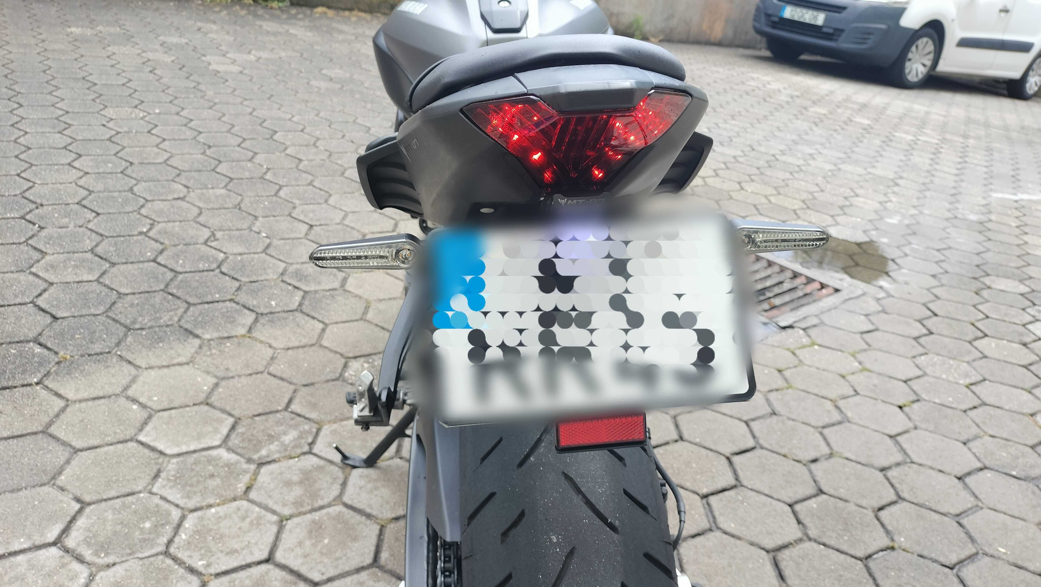 Yamaha MT-07 | Potência e Estilo com Apenas 27.000km