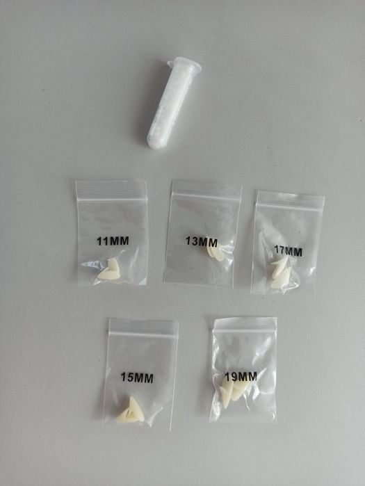 5 пар зубів Аксессуар до карнавальний костюм зуби вампір