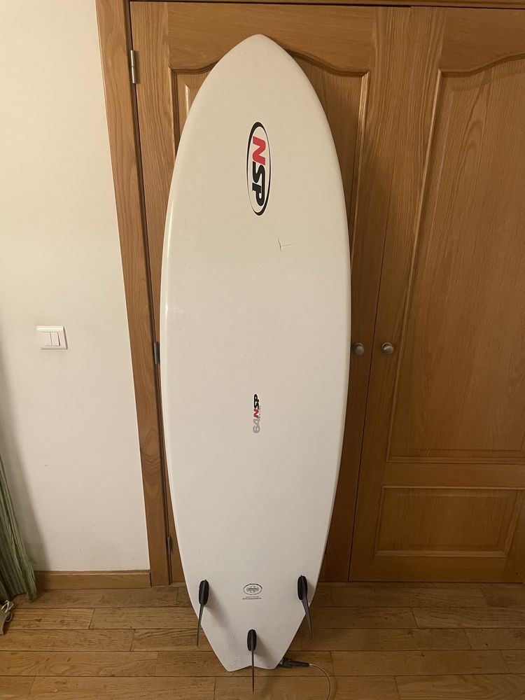 Prancha surf NSP fish 6.4 epoxy