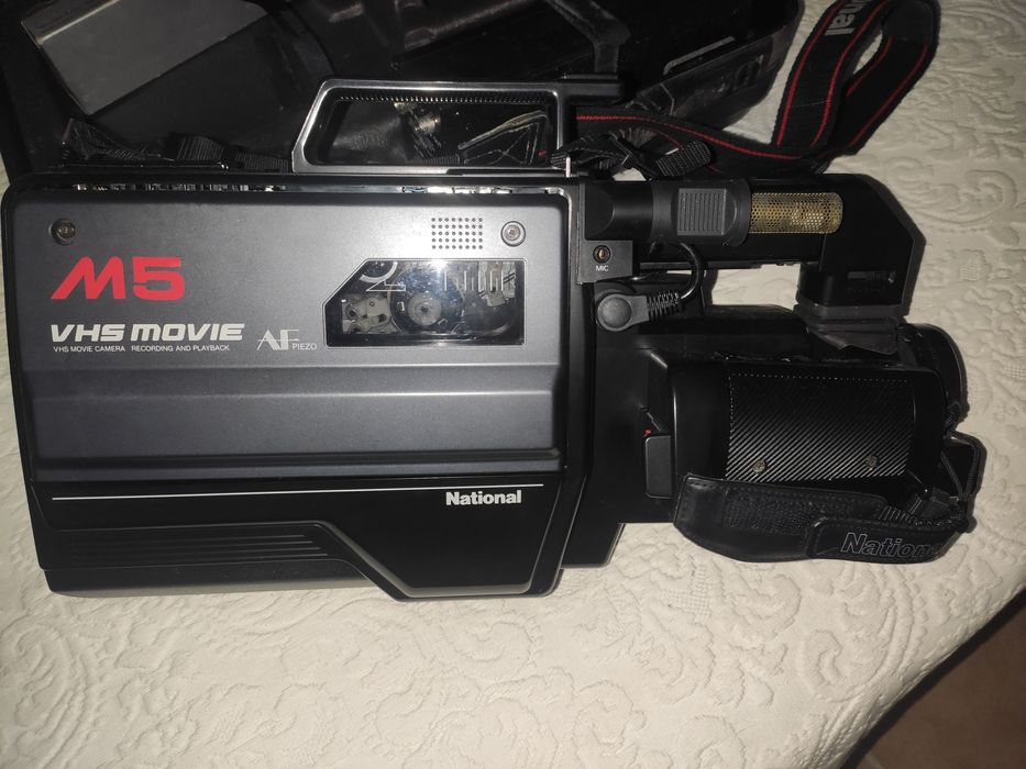 Câmara de filmar PANASONIC