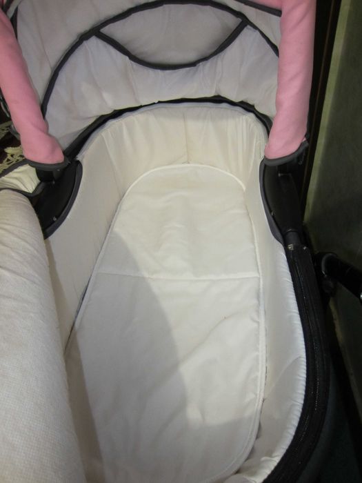 дитяча коляска гарна