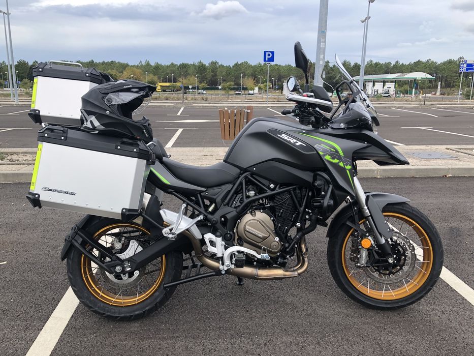 Qjmotor SRT 700X