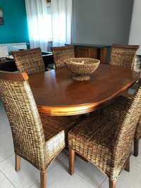 Conjunto de mesa de jantar e cadeiras