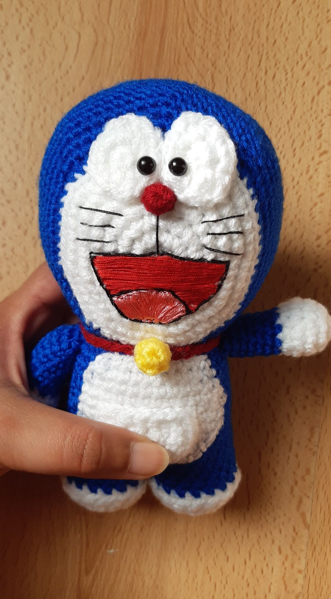Boneca Amigurumi doraemon